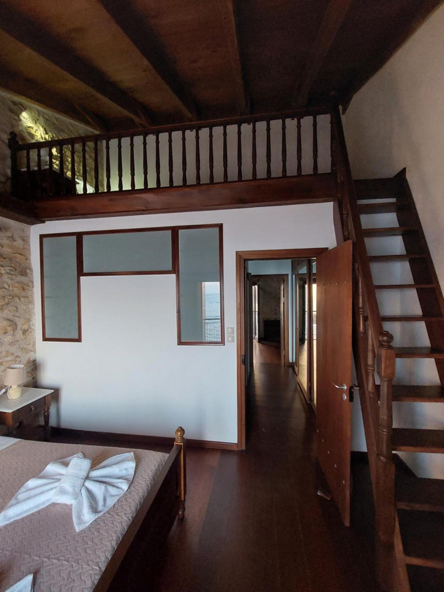 Volakas Beachfront Suites Rethimnon Buitenkant foto